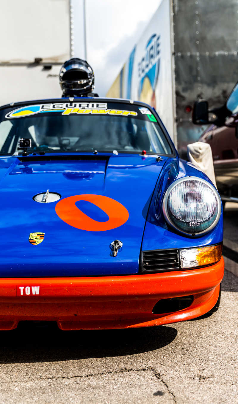 Illustration for article titled This Is What Vintage Car Racing Heaven Looks Like When It Comes To Texas
